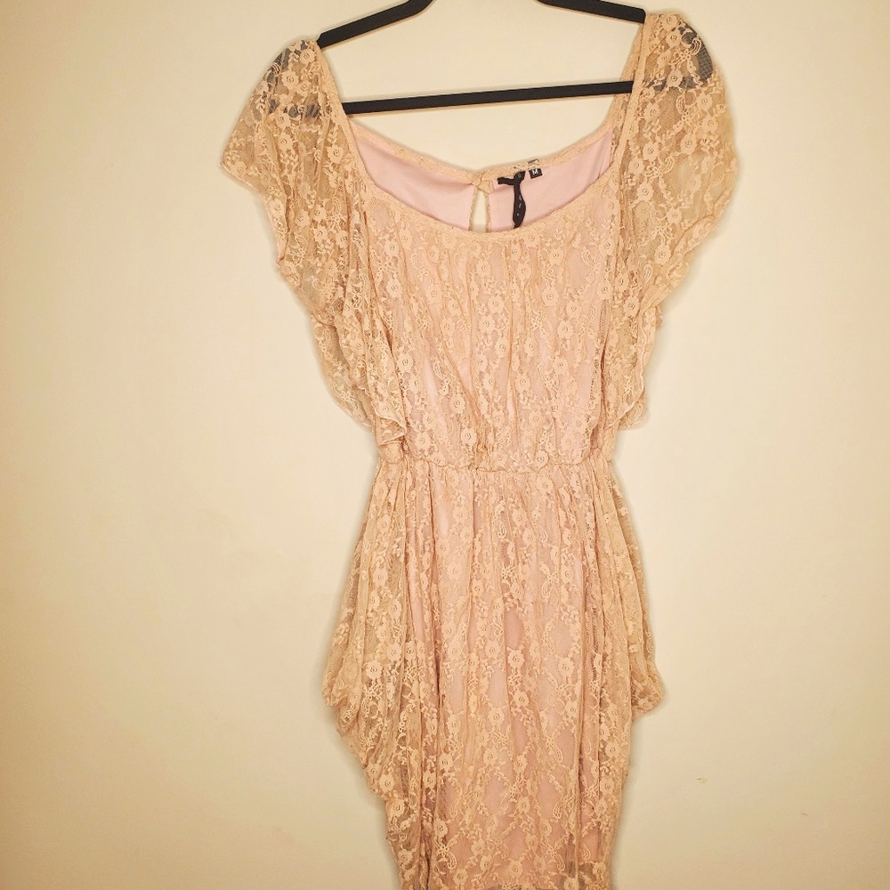 Medium Peach Lace dress with pockets